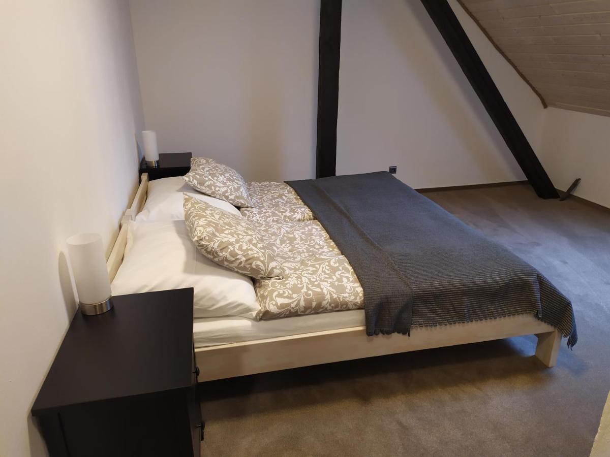 Statek Cesky Dvur Hotel Postupice Ngoại thất bức ảnh